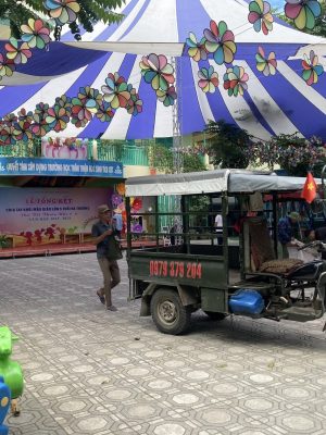 Dù tròn che nắng sự kiện sân trường 20m